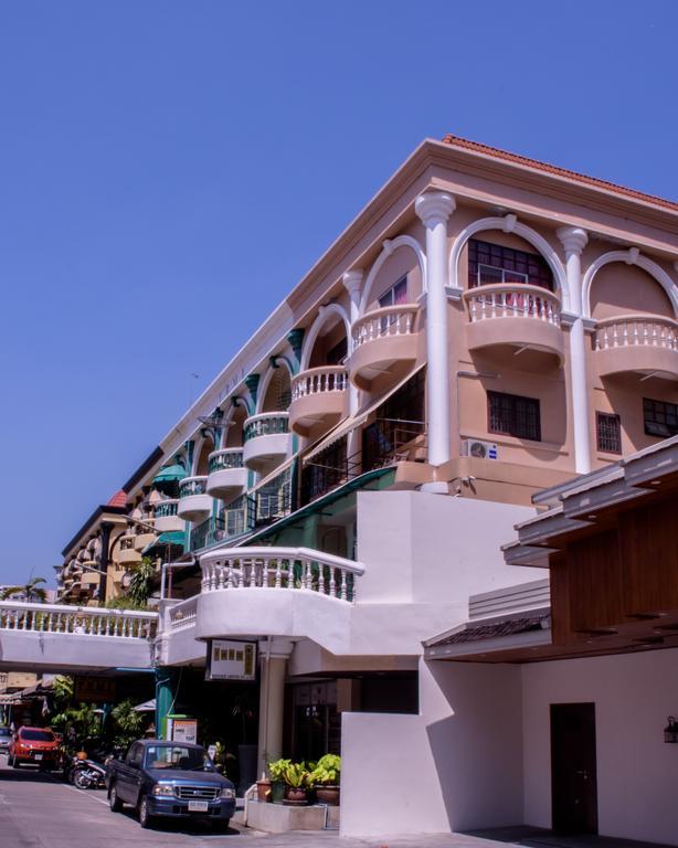 Indogee Apartments 파타야 외부 사진
